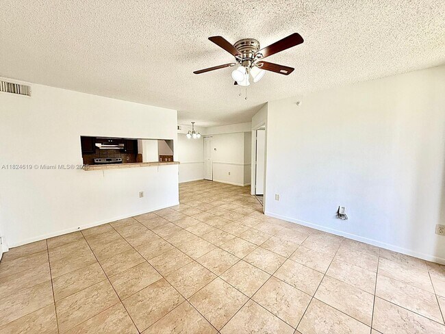 Building Photo - 1727 Village Blvd