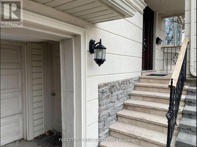 Building Photo - 144 Newton Dr