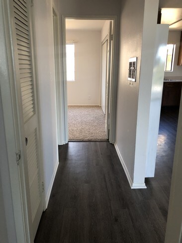 Foto del edificio - 955 E Hyde Park Pl