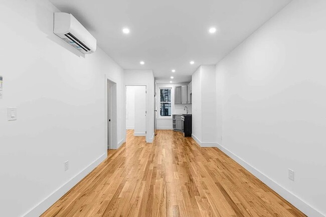 Foto del edificio - 1208 St Marks Ave