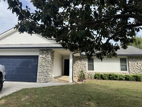 Building Photo - 1209 N Ironwood Pl