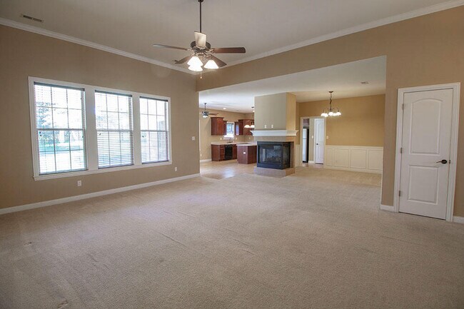 Foto del edificio - 5305 Chamois Dr