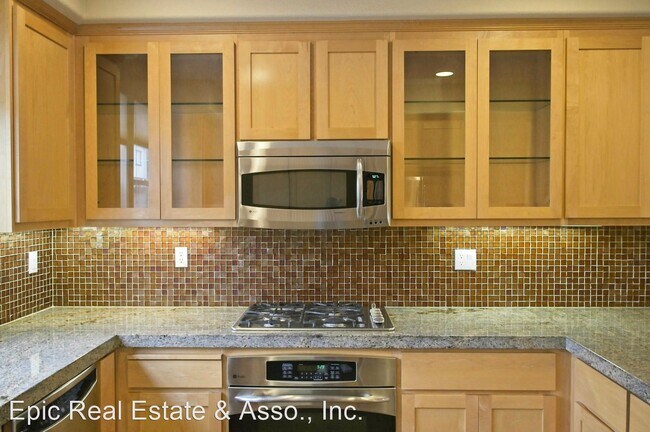 Building Photo - 4816 Portola Redwood Ln