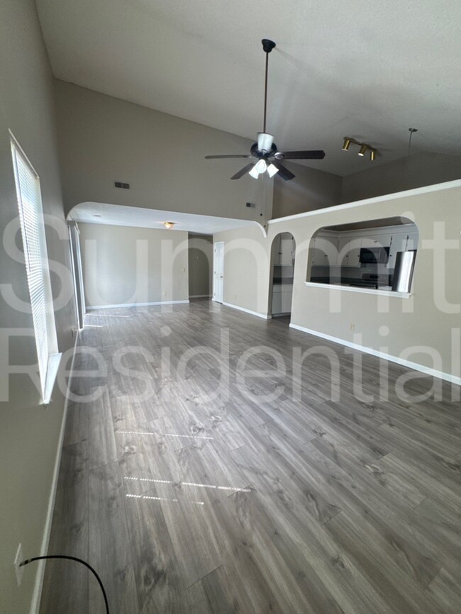 Foto del edificio - 1119 Huger St