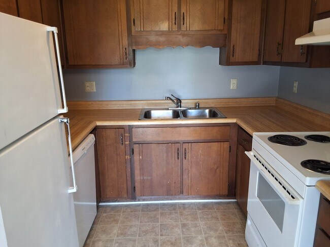 Foto del edificio - 716 Rogersville Rd