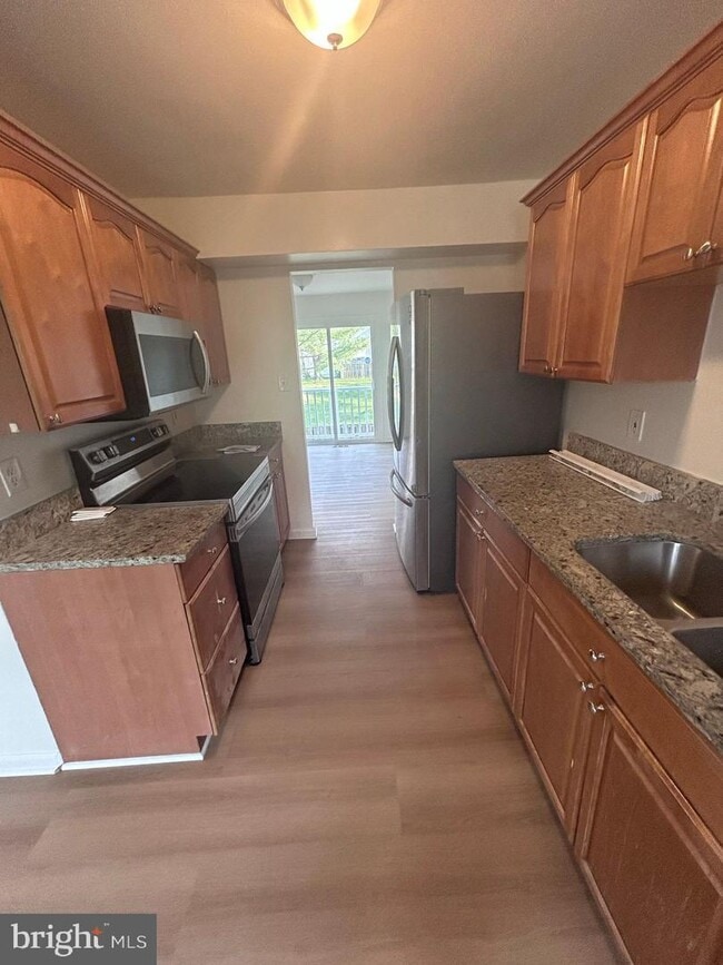 Building Photo - 2900 Madeira Ct