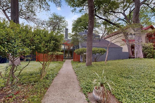 Building Photo - 925 Easton Pl