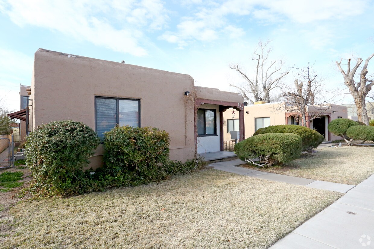 Primary Photo - 920 Lead Ave SW