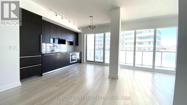 Building Photo - 117 McMahon Dr