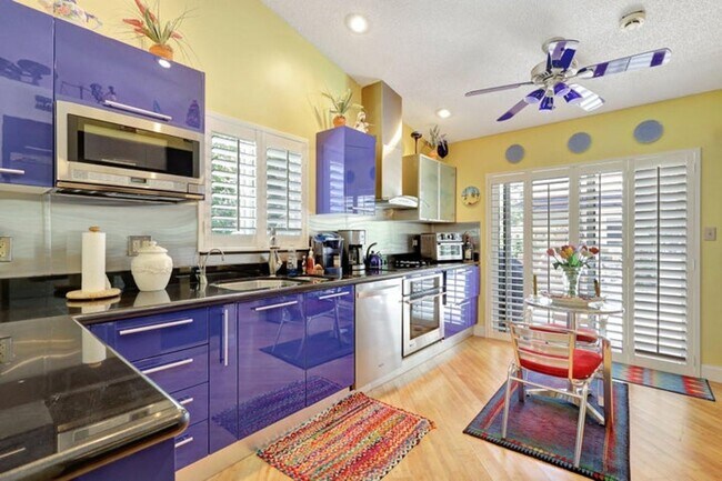 Foto del edificio - 455 Mohawk Ln