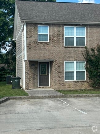 Building Photo - 213 Hurley Ln