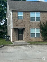 Building Photo - 213 Hurley Ln