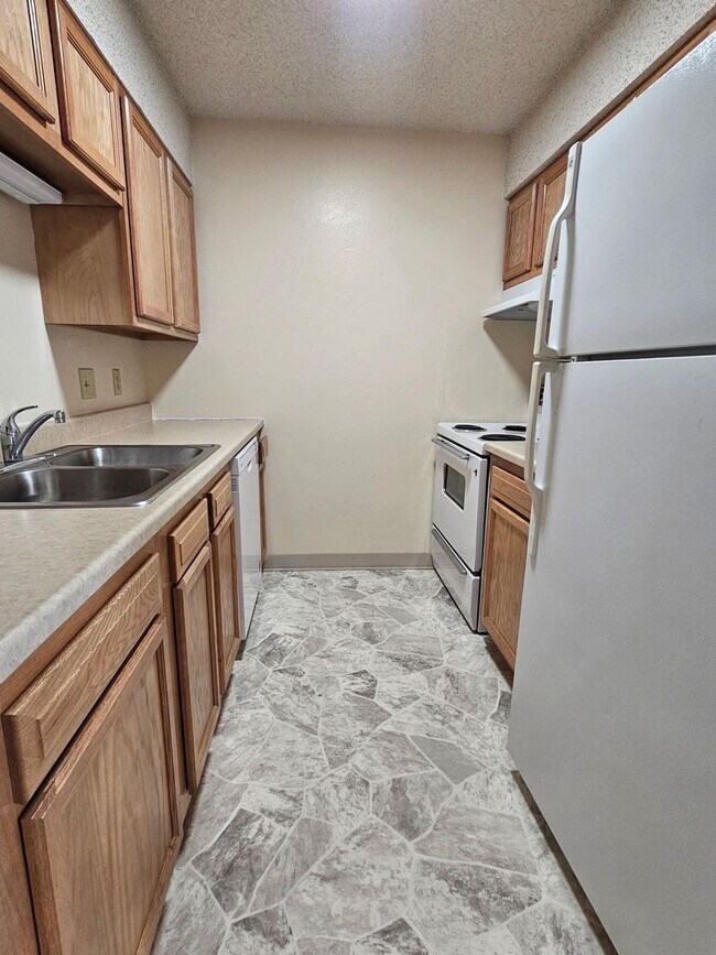 Interior Photo - Oak View Apartments
