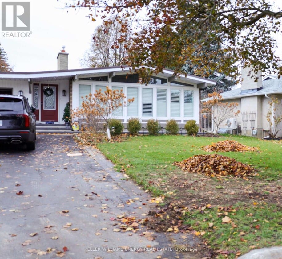 Photo principale - 704 Oshawa Blvd N