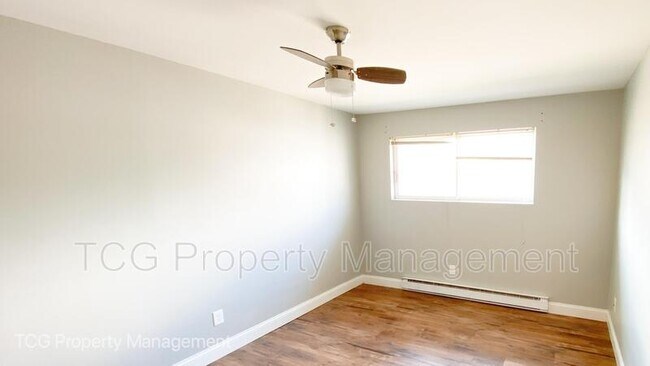 Building Photo - 1449 Catherine St