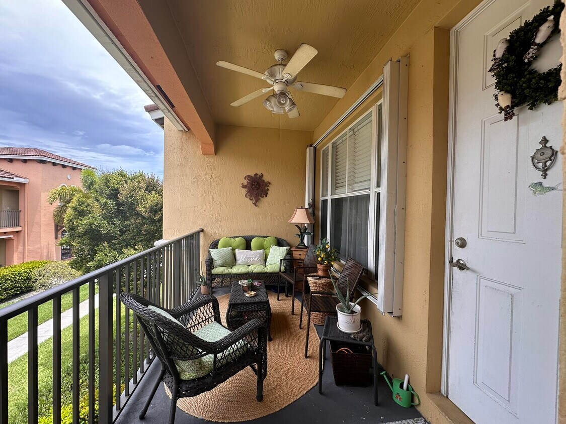 Foto principal - 3545 Forest Hill Blvd