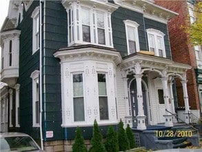 Building Photo - 316 E Main