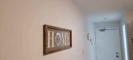 Building Photo - 1958 St Peter Ave