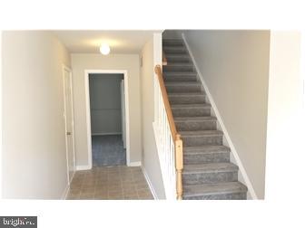 Building Photo - 19 Saddle Ridge Ct