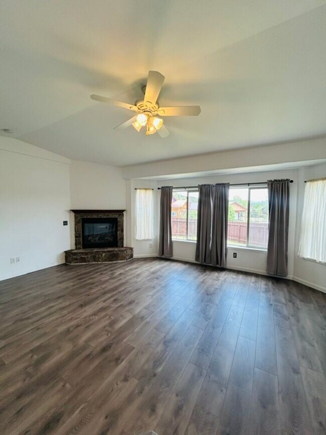 Foto del edificio - 3 Bed / 2 Bath Mountain Home for Rent – Near National Forest & Lake Hatcher