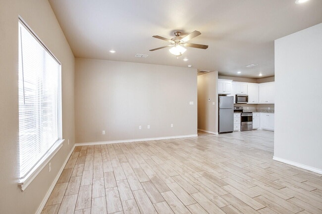 Building Photo - 9803 Uvalde Ave