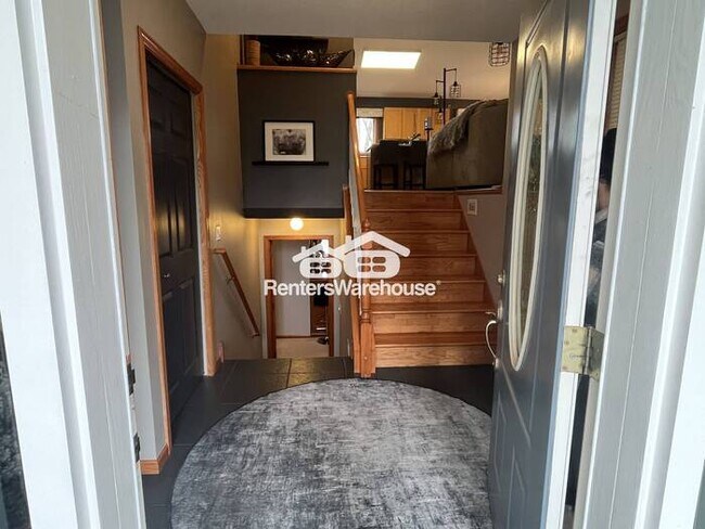Building Photo - 4 Bed/3 Bath SF in Rosemount