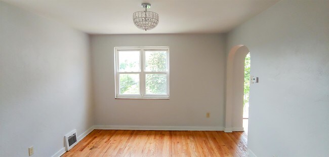 Building Photo - 2228 Chalfant St