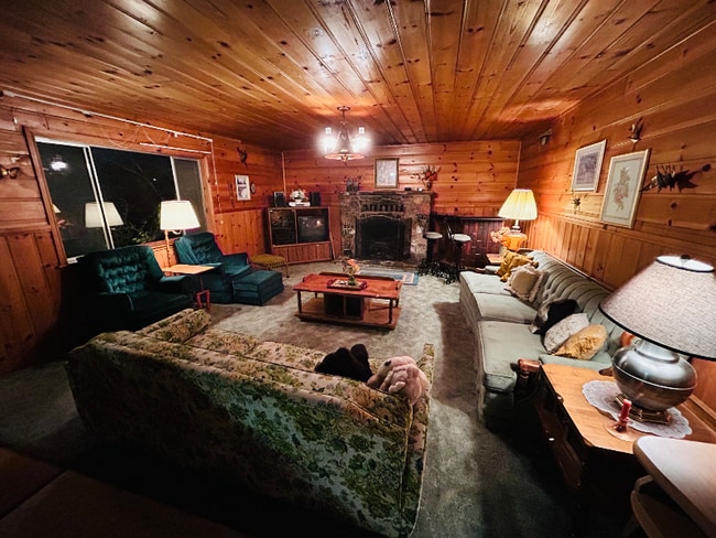 Foto del edificio - 515 Holmes Ln