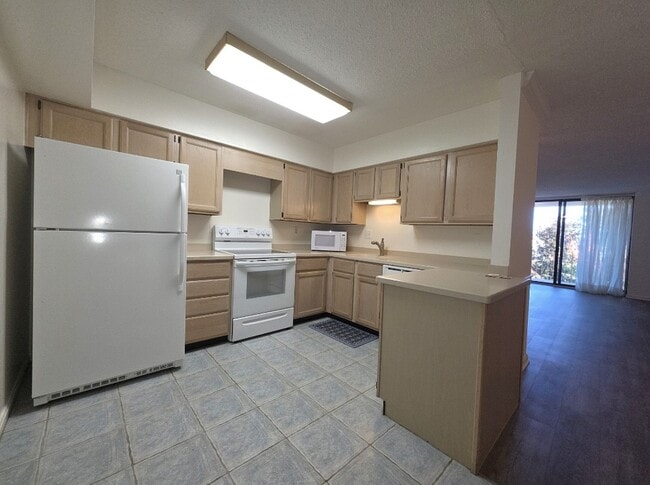 Cocina - 3115 Patrick Henry Dr