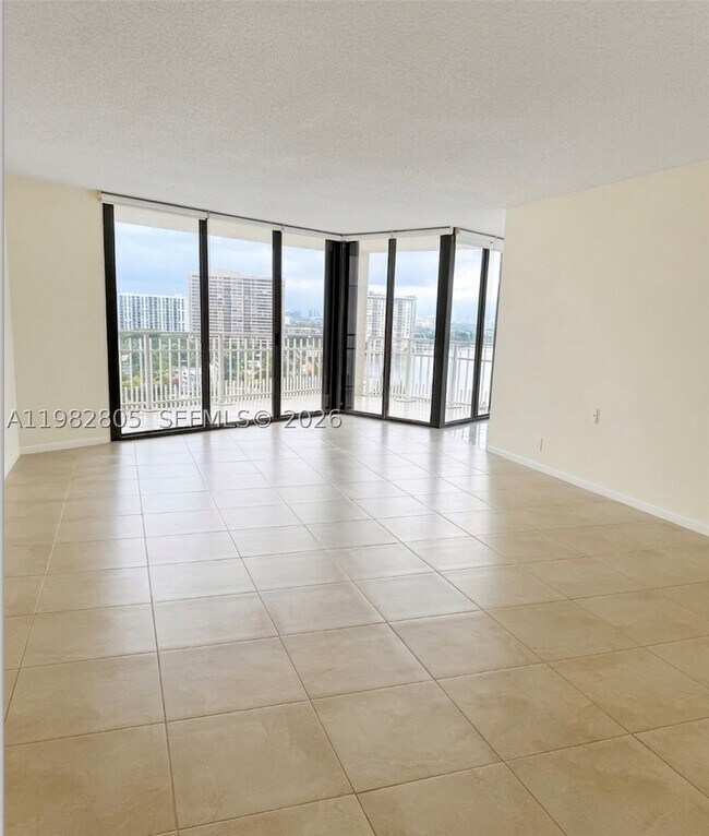 Building Photo - 4000 Towerside Terrace