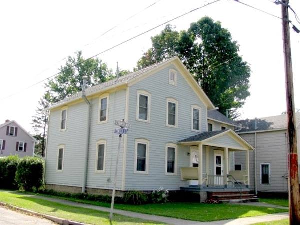 Building Photo - 450 3rd Ave