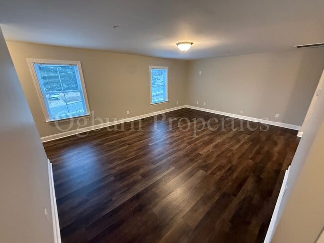 Building Photo - 500 N Dunleith Ave