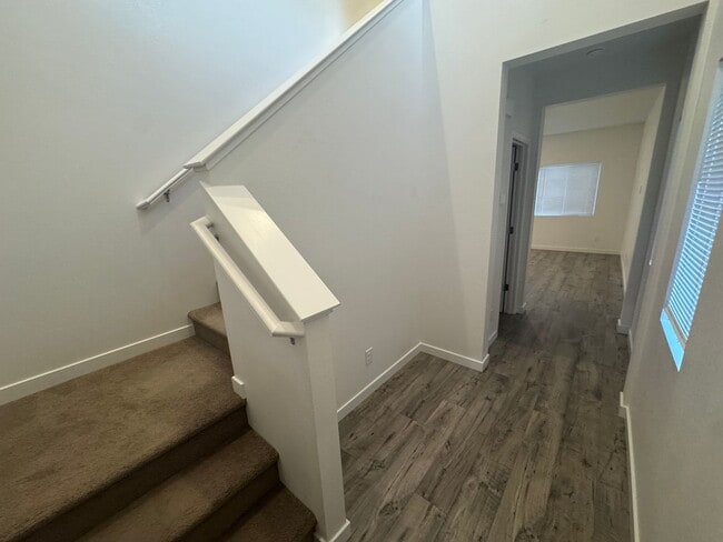 Building Photo - 432 Summer Triangle