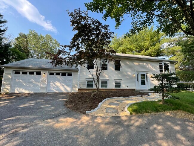 Foto del edificio - 19508 Ridge Heights Dr