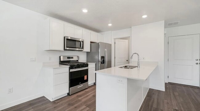 Building Photo - 241 N Salty Ln