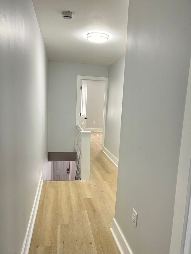 Foto del edificio - Remodeled 3b/1.5b House in South Philly! Section 8 ONLY!