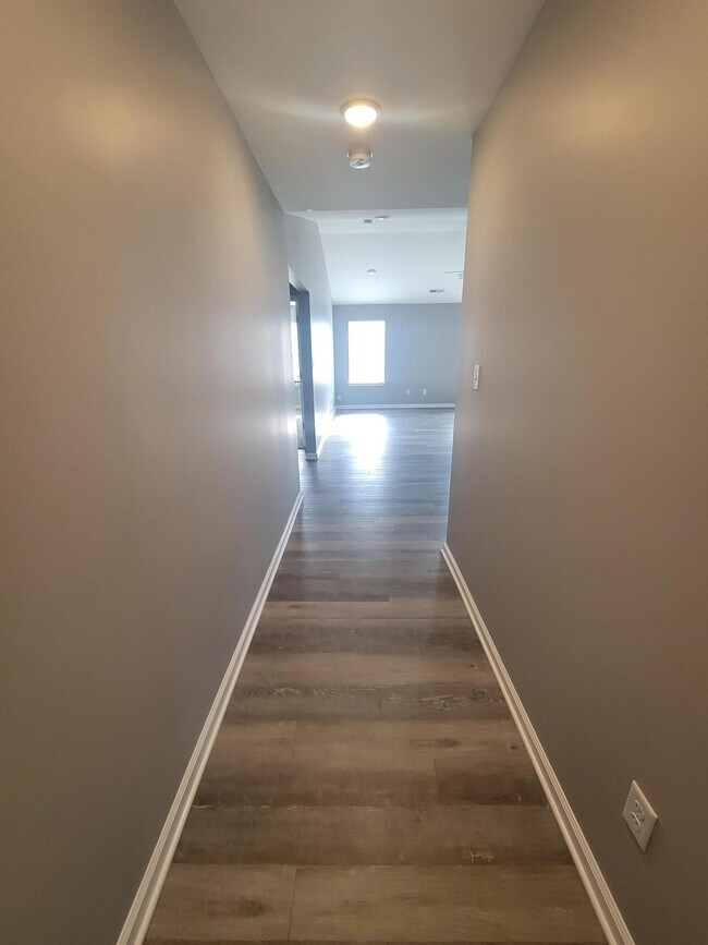 Foto del edificio - 132 Landry Ln