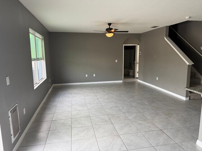 Foto del edificio - 1304 Sugarwood St