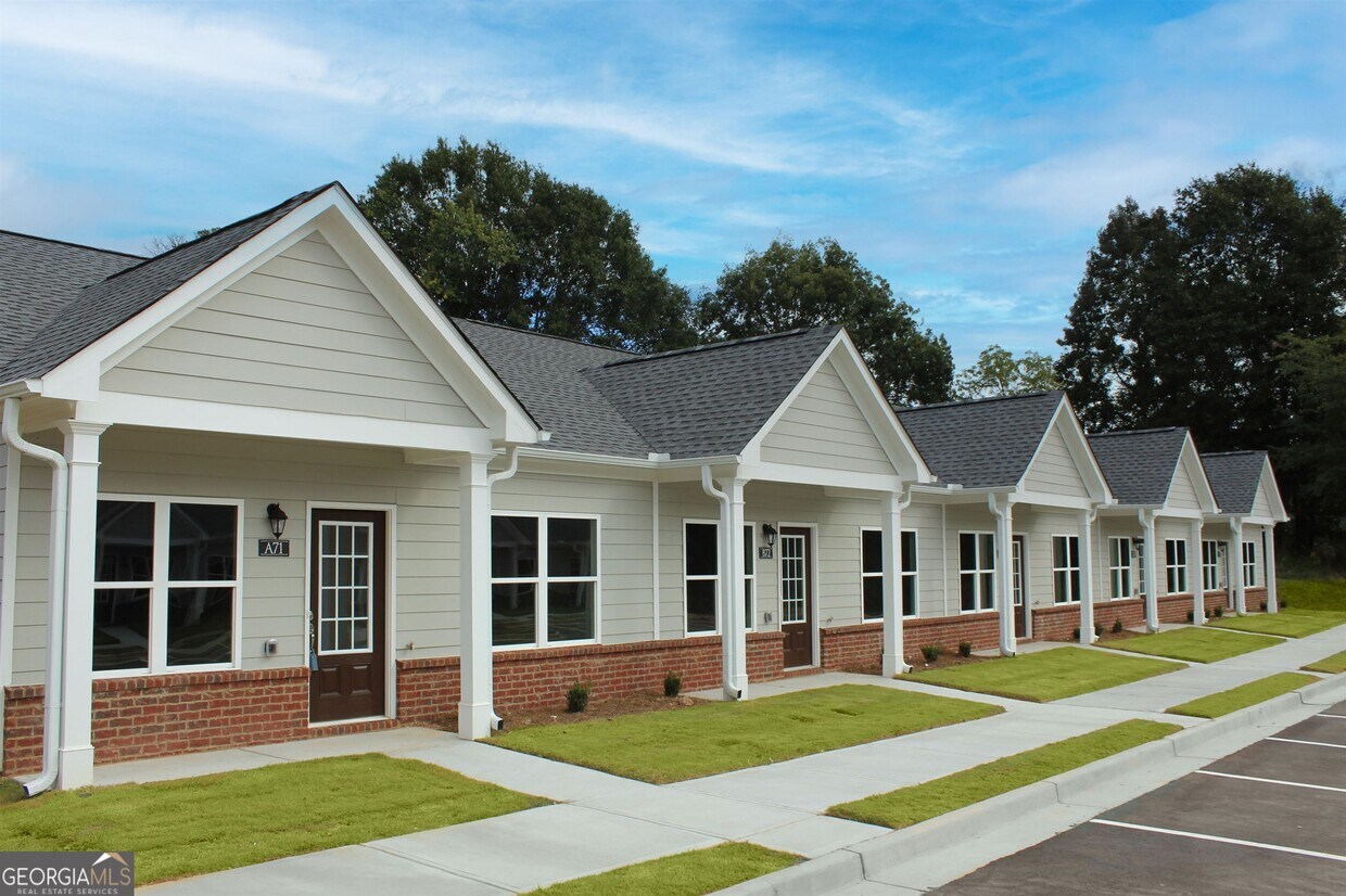 Foto principal - 601 Parkview Ct