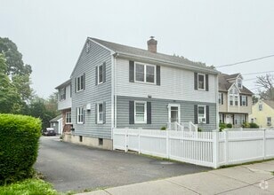 Building Photo - 162 Seaside Ave