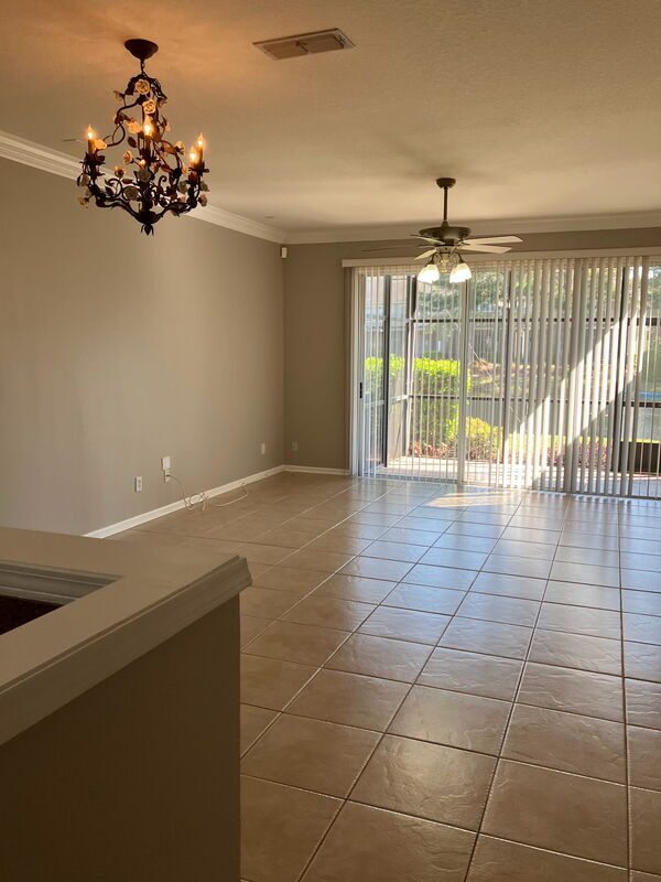 Foto del edificio - 7535 Scarlet Ibis Ln