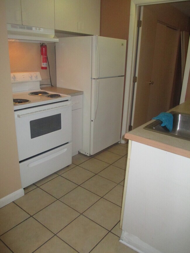 1717 Dixon Blvd Unit 86, Cocoa, FL 32922 Condo for Rent in Cocoa, FL