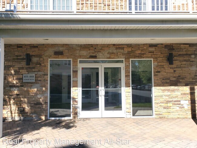 Foto del edificio - 2 br, 2 bath House - 433 Tower Boulevard