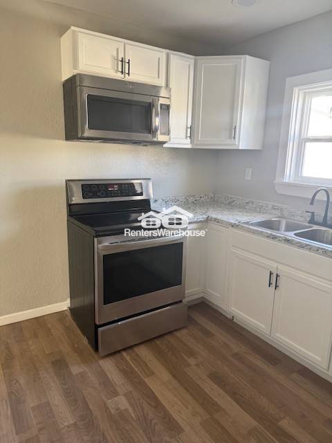 Foto del edificio - Nicely Updated 3 Bedroom, 1 Bath. Easy Access to 71 Highway. (Schedule Self-Tour Online)