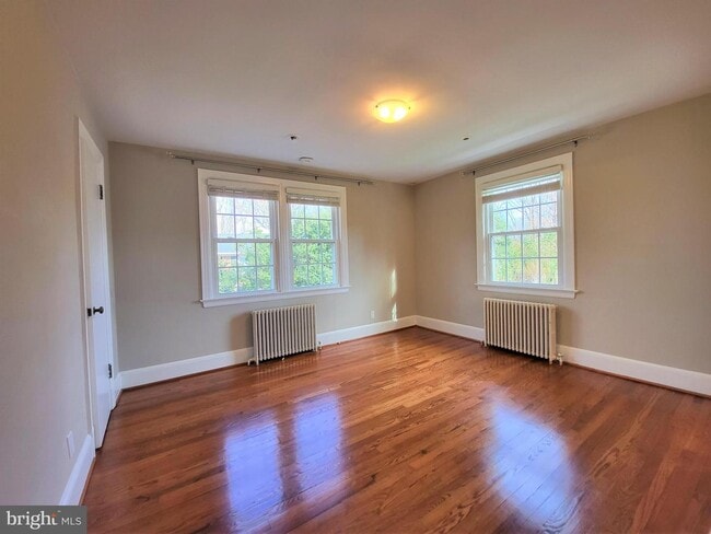 Building Photo - 3801 Morningside Dr