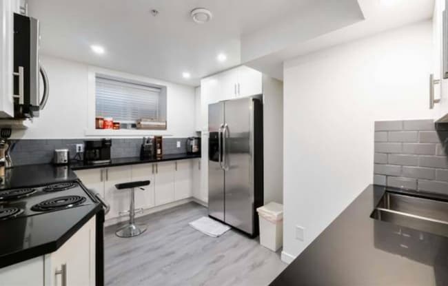 Building Photo - 24878 108 Av