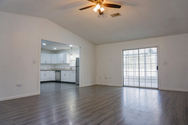 Building Photo - 233 Grand Prix Dr