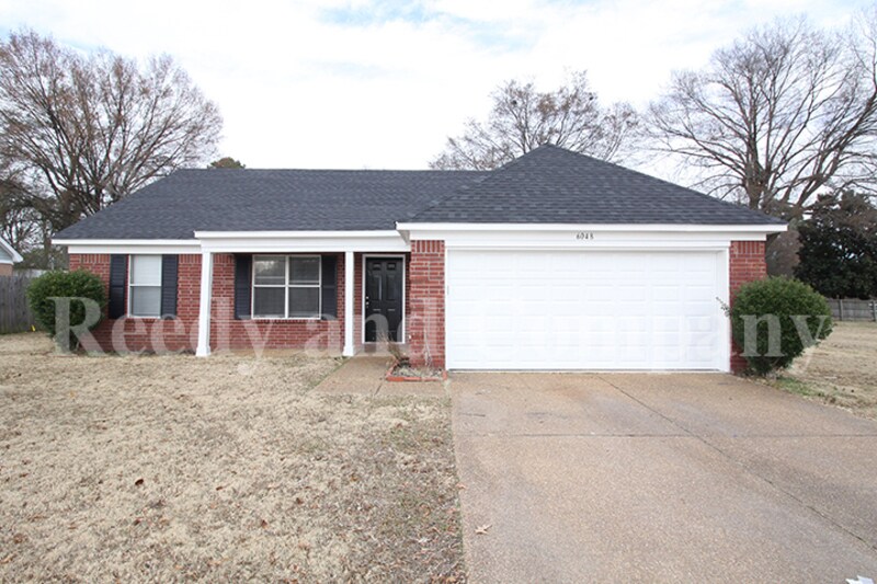 Foto principal - 6048 Hallum Dr