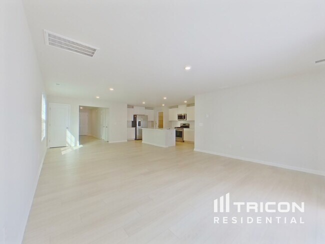 Foto del edificio - 4058 Rustling Grass Trl