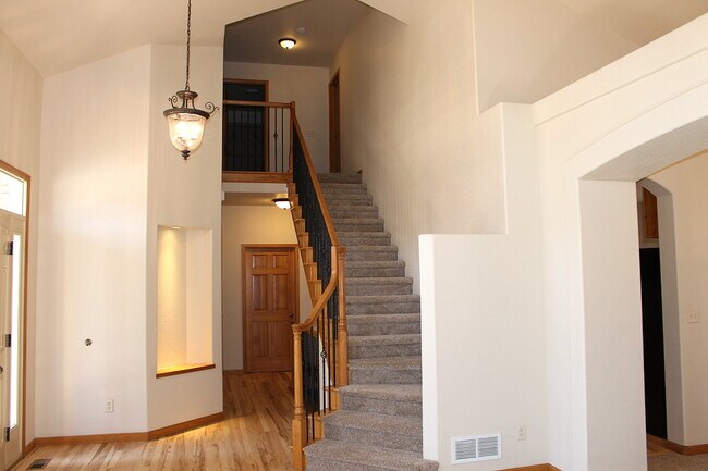 Foto del edificio - 3402 Muskrat Creek Dr